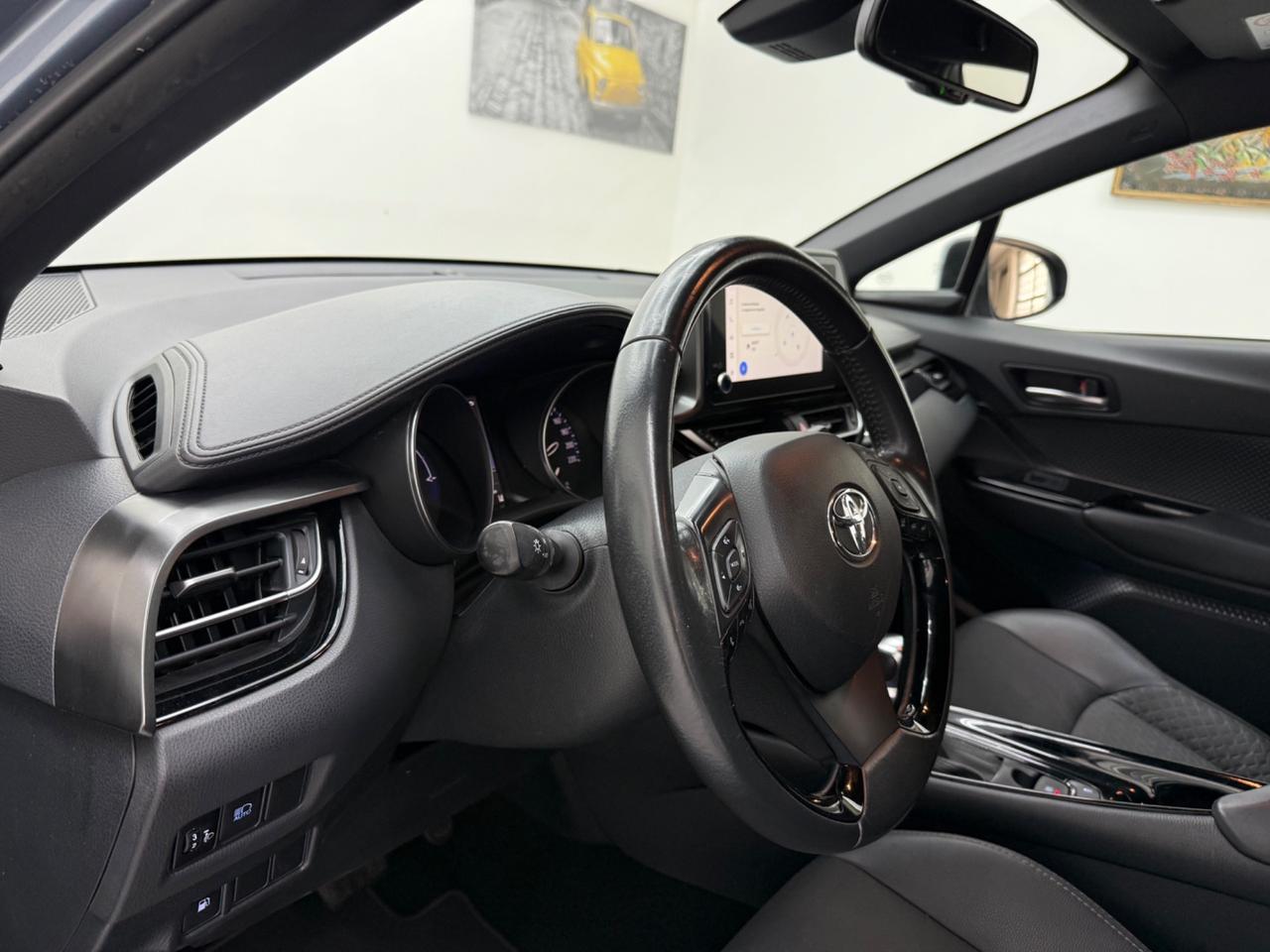 Toyota C-HR 1.8 Hybrid E-CVT Trend