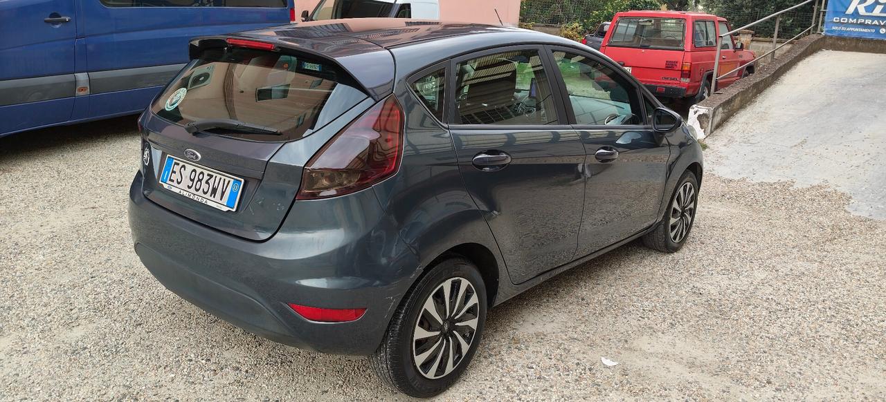 Ford Fiesta 1.4 5p. GPL Titanium