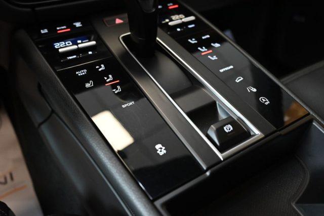 PORSCHE Macan NUOVA 2.0 PDK 265CV PCM TETT.LED 21"RADAR CAM FULL