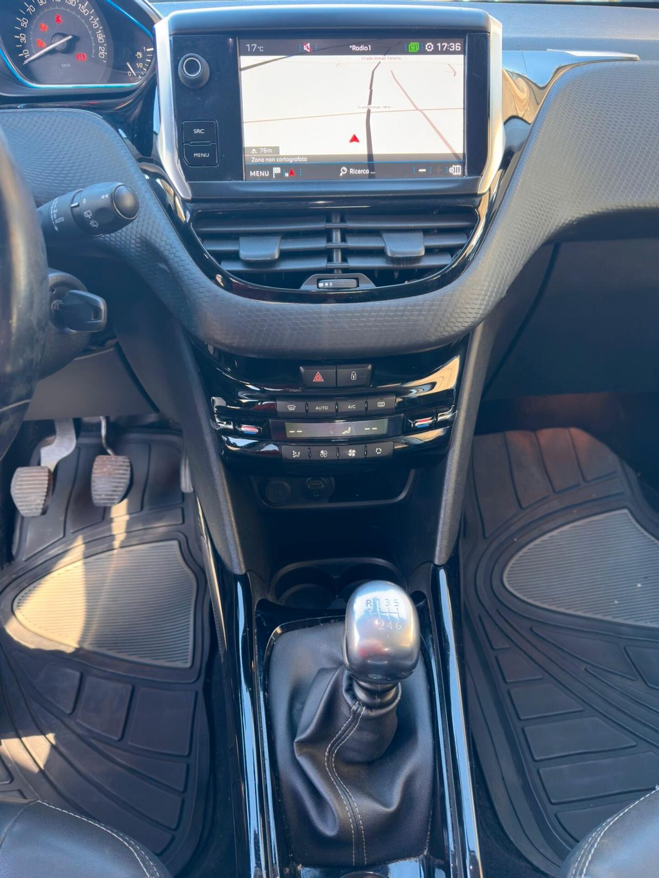 Peugeot 2008 BlueHDi 120 S&S Allure