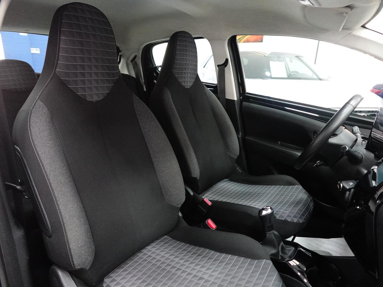 Peugeot 108 1.0 VTI 72 CV ALLURE