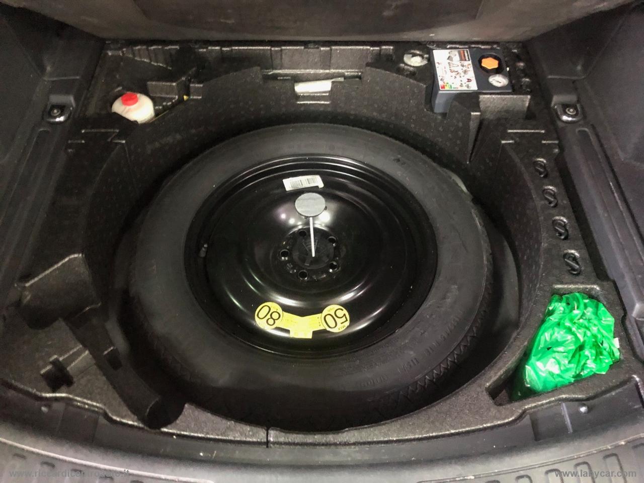 LAND ROVER Discovery Sport 2.2 SD4 HSE