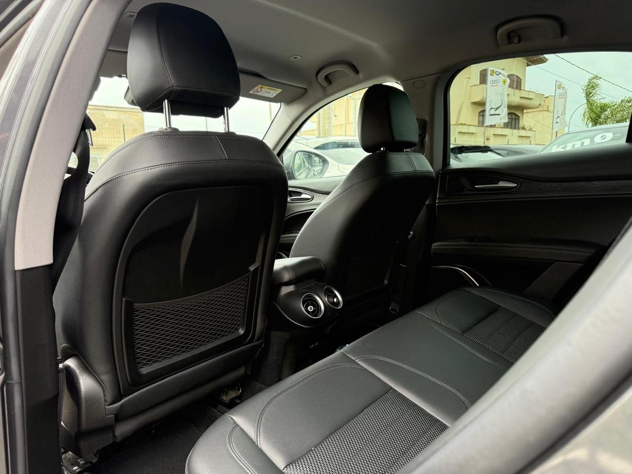 Alfa Romeo Stelvio 2.2 Turbodiesel 190 CV AT8 Q4 B-Tech