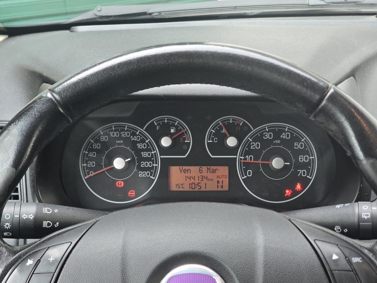 Fiat Grande Punto 1.4 5 porte AUTOMATICA