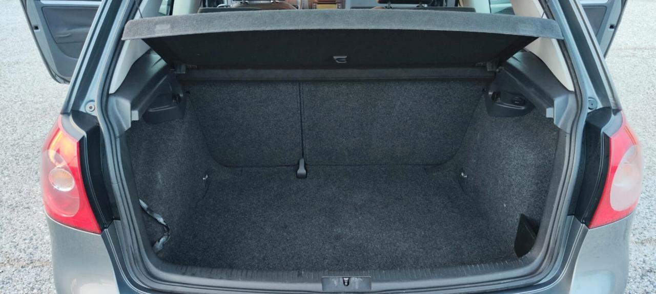 Volkswagen Golf 2.0 16V TDI 3p. Sportline