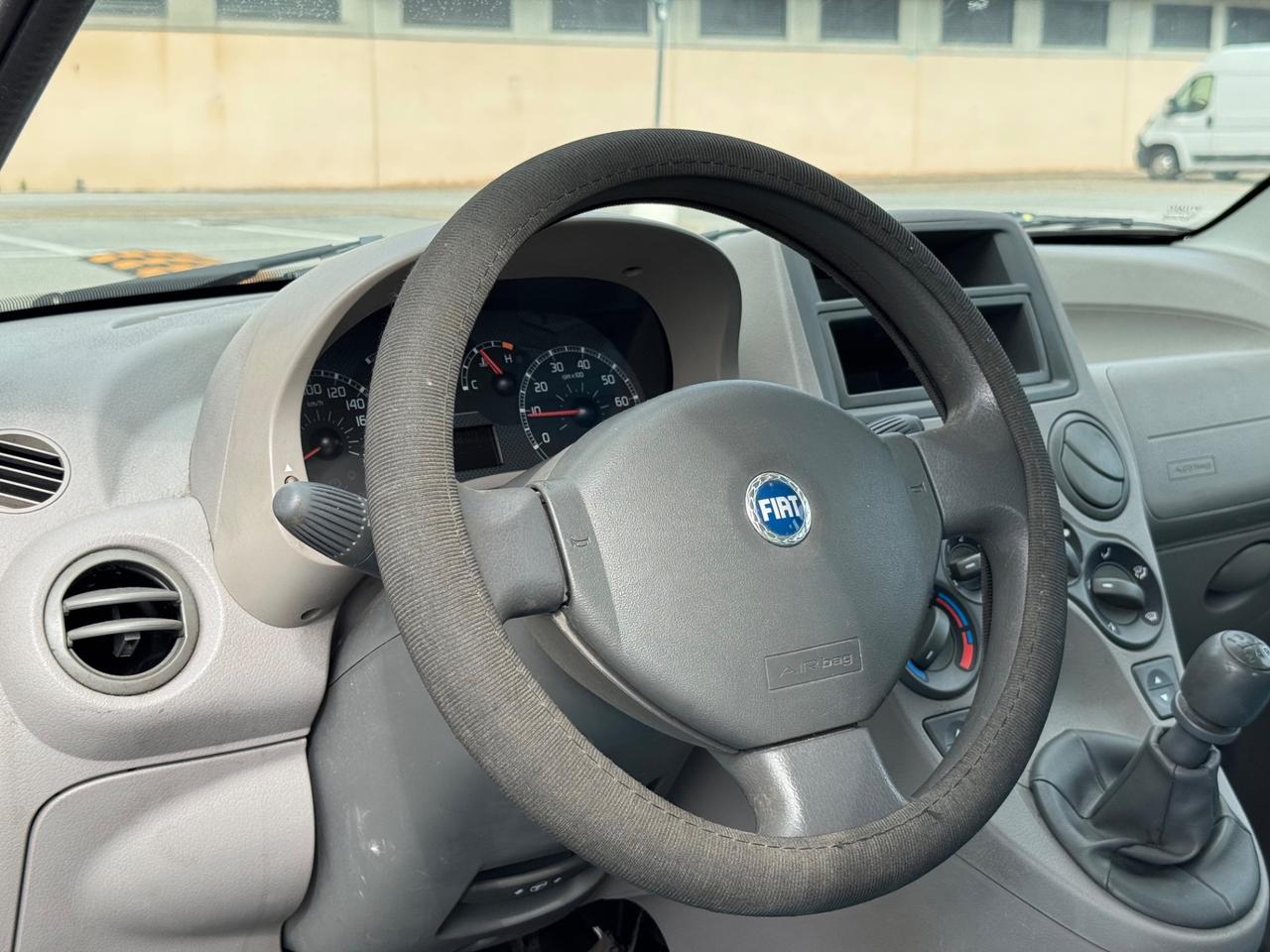 Fiat Panda 1.2 Dynamic NEO PATENTATI KM REALI 1 PRO
