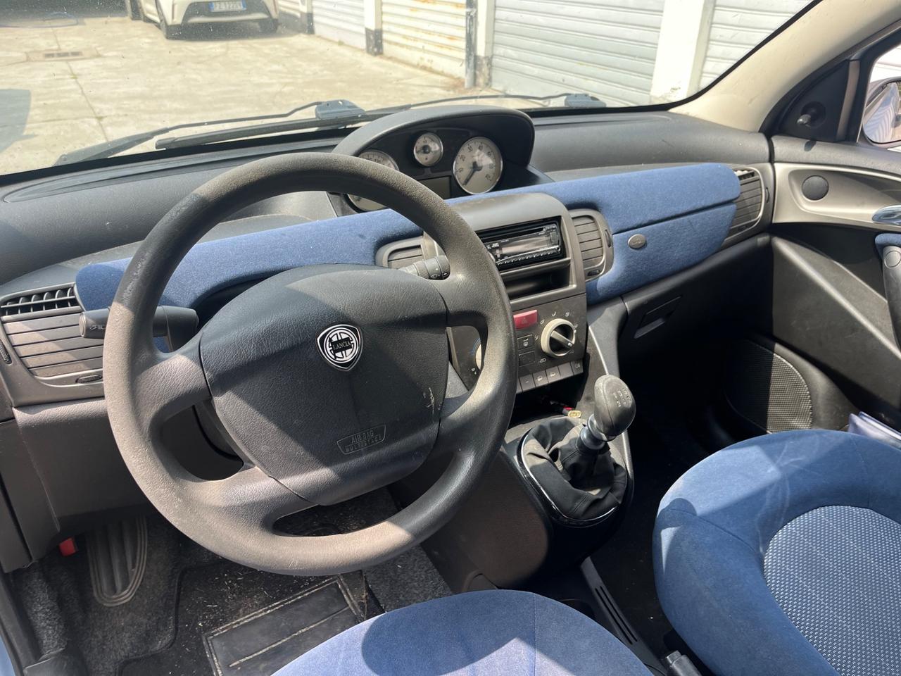Lancia Ypsilon 1.2 OK NEOPATENTATI