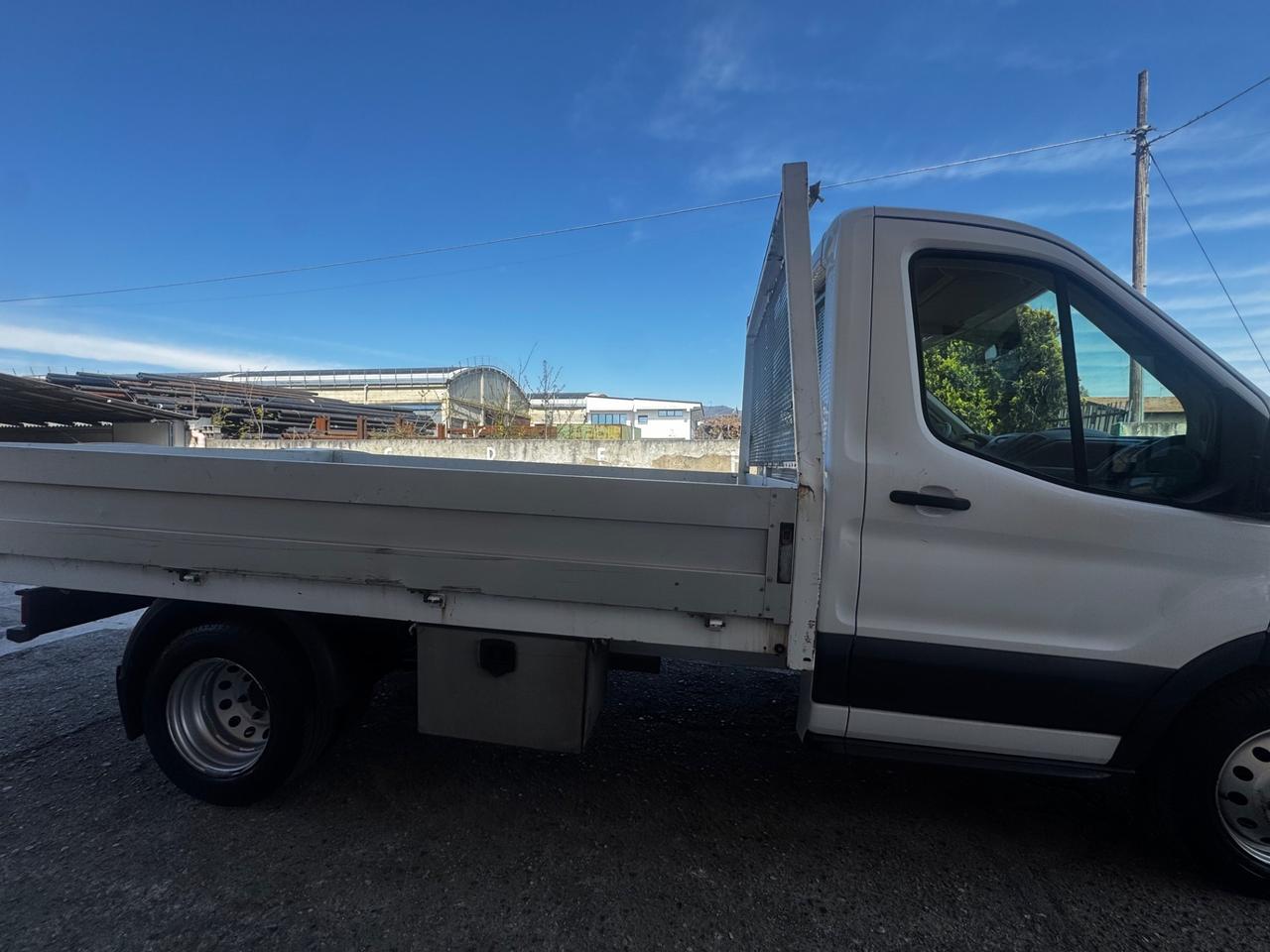 Ford Transit Custom 270 2.0 TDCi 130 PC Furgone Entry