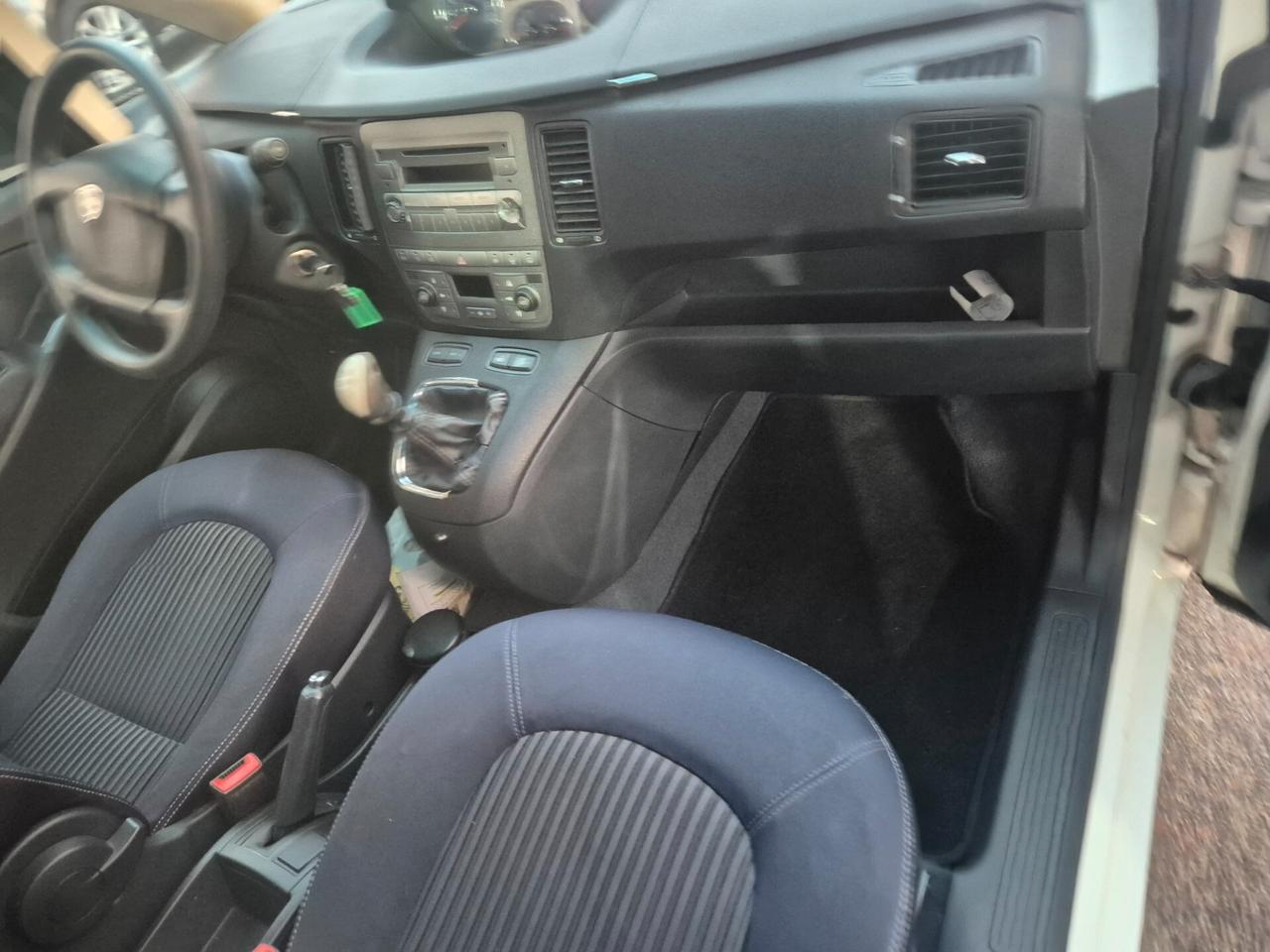 Lancia MUSA 1.4 16V Gold