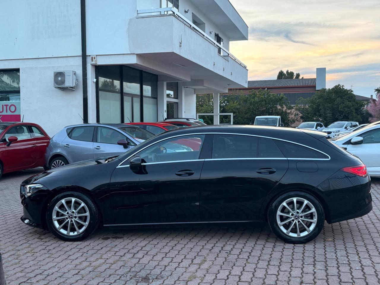 Mercedes-benz CLA 180 d Automatic Shooting Brake Executive