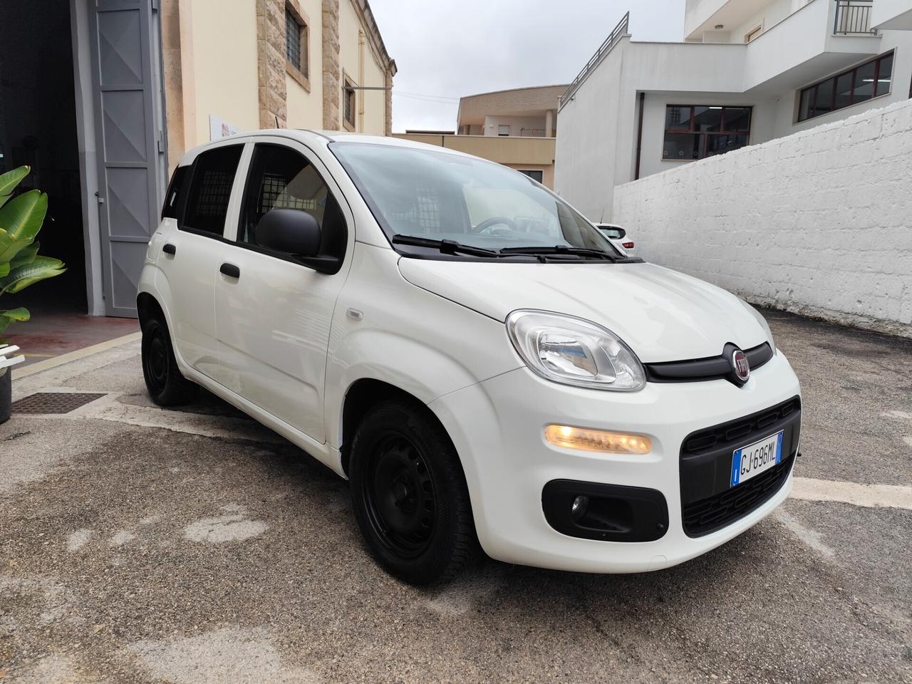 Fiat Panda 1.0 GSE S&S Hybrid Pop Van 2 posti