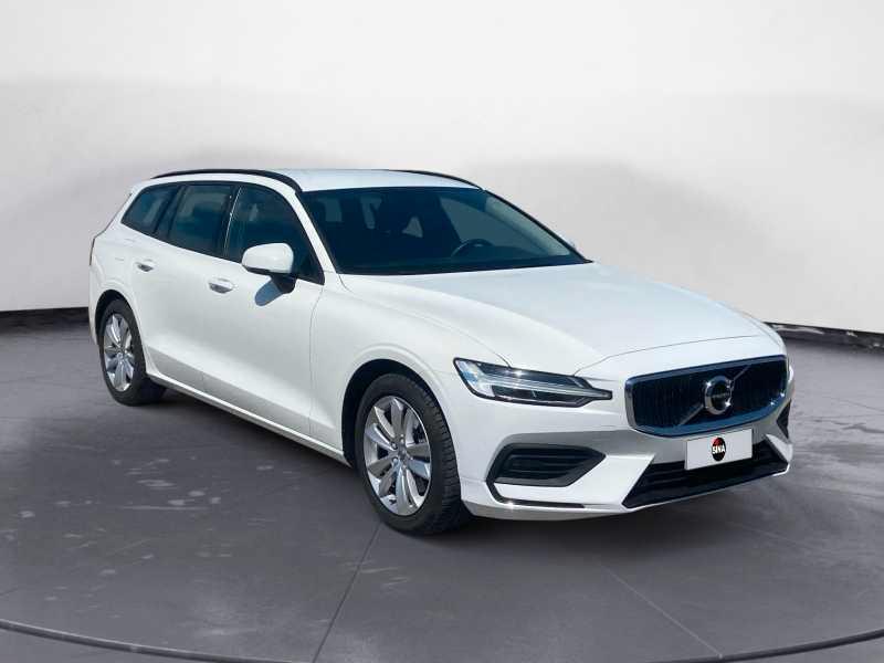 VOLVO V60 2.0 b4 Momentum Business AuTo