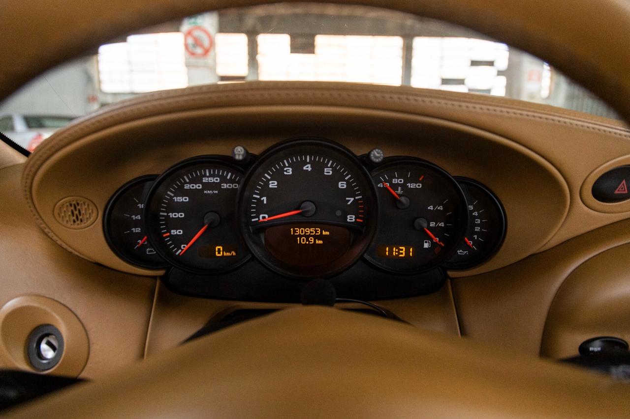 Porsche 911 Carrera 4S cat Cabriolet