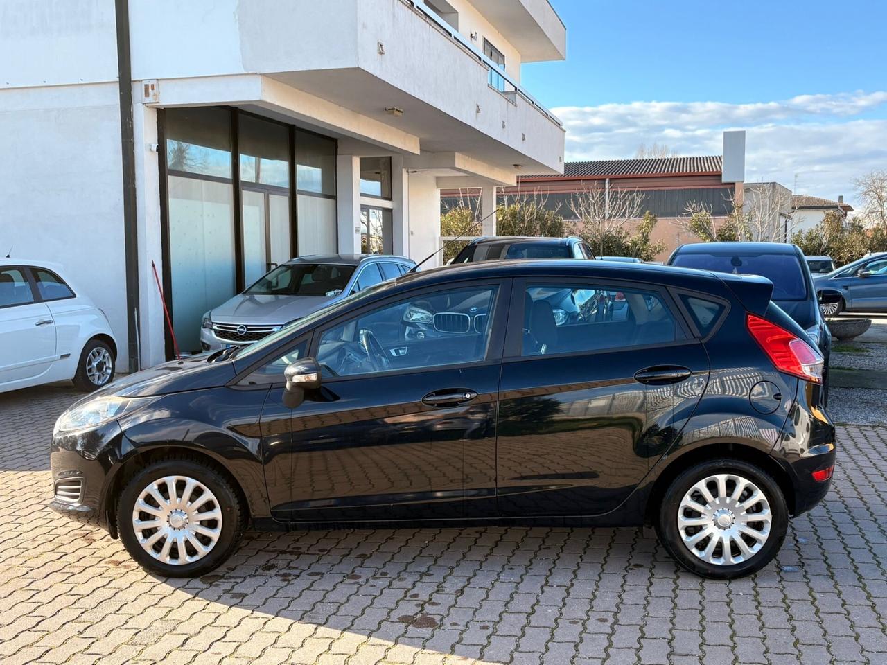 Ford Fiesta 1.4 5 porte Bz.- GPL Black & White Edition