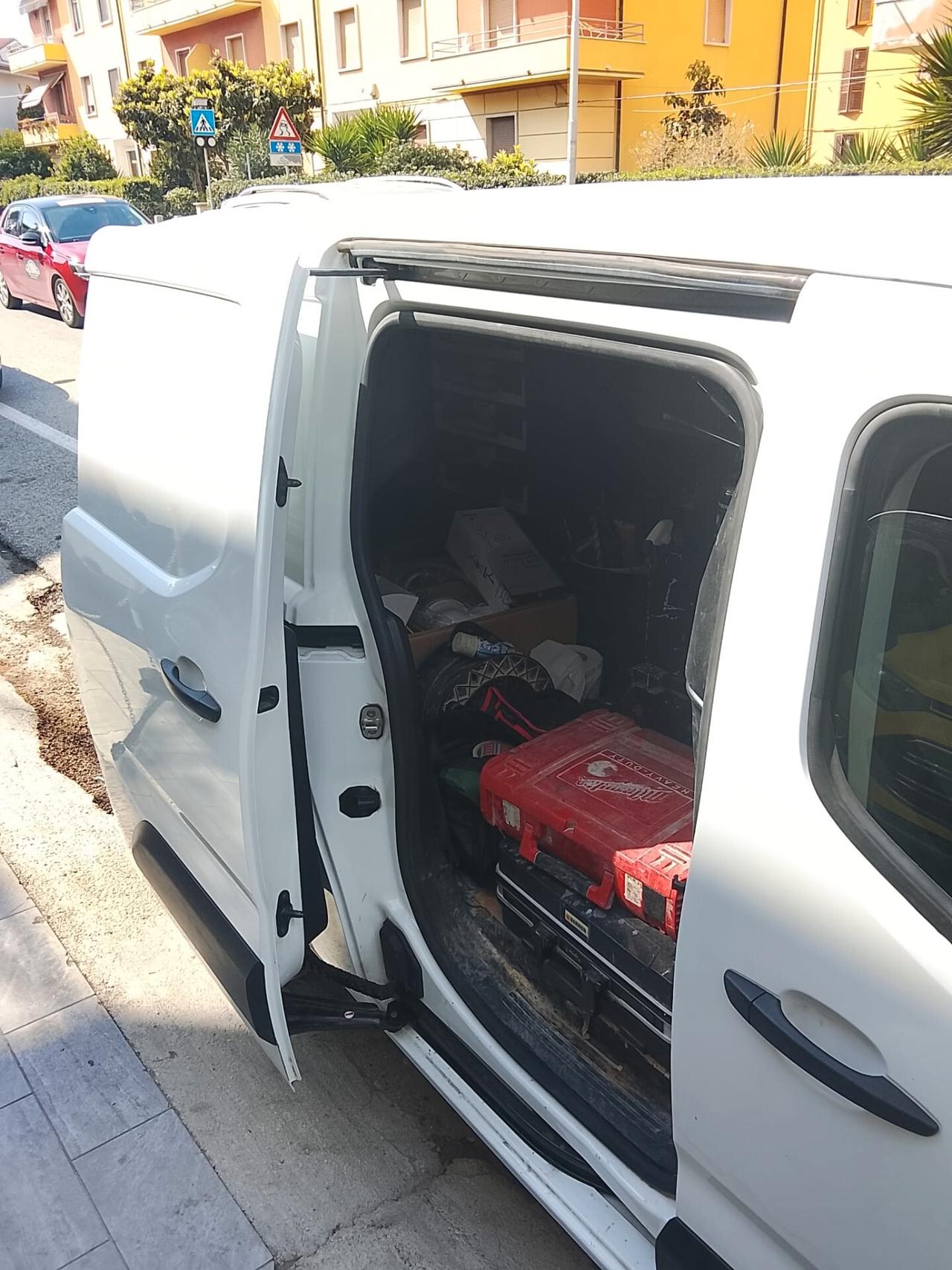 Opel Combo Cargo XL 1.5 Diesel 100CV PL 950kg Edition