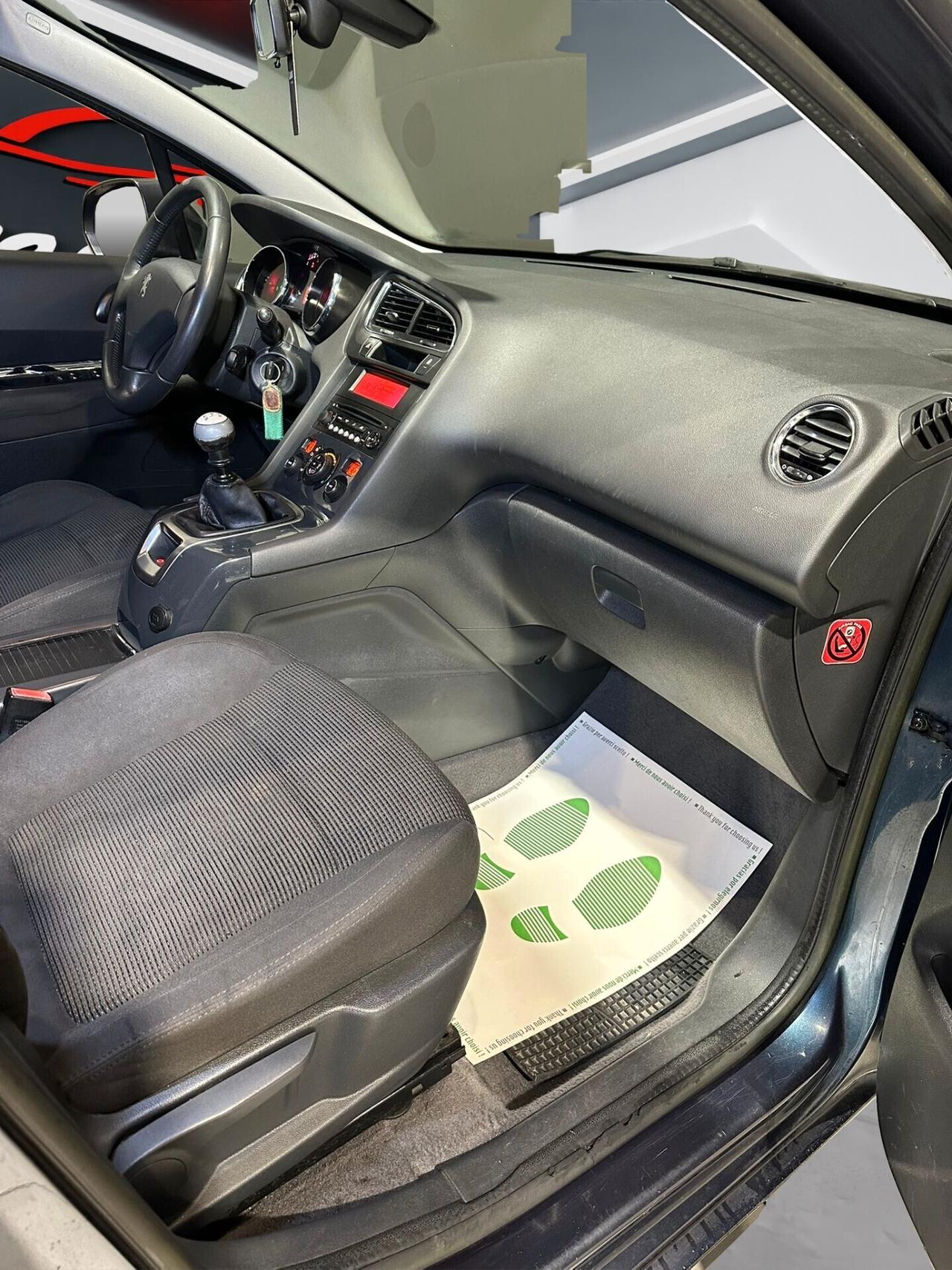Peugeot 5008 1.6 HDi 115CV 8V Business