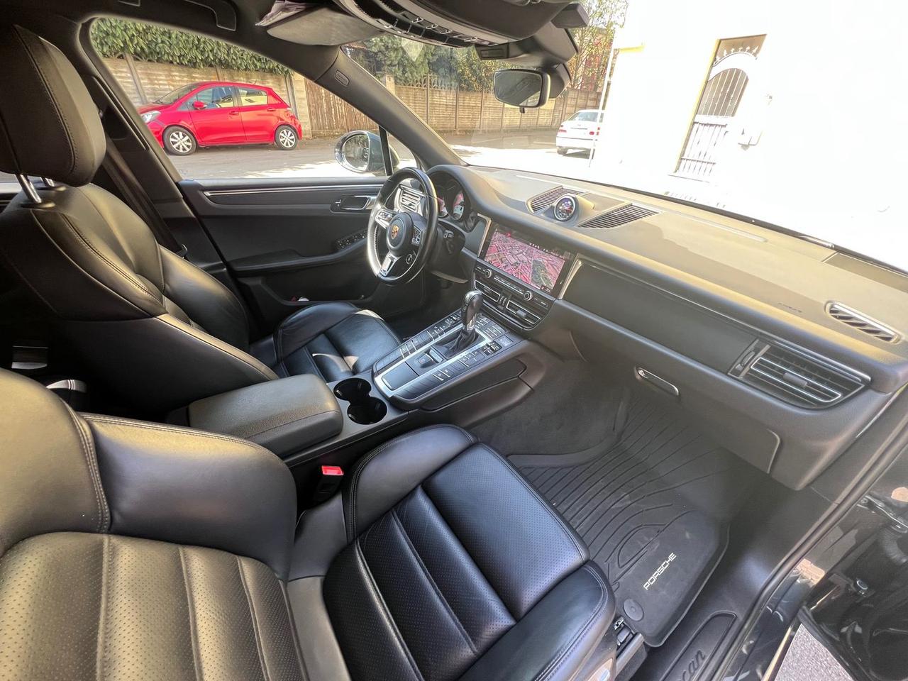 Porsche Macan 2.0 #10291