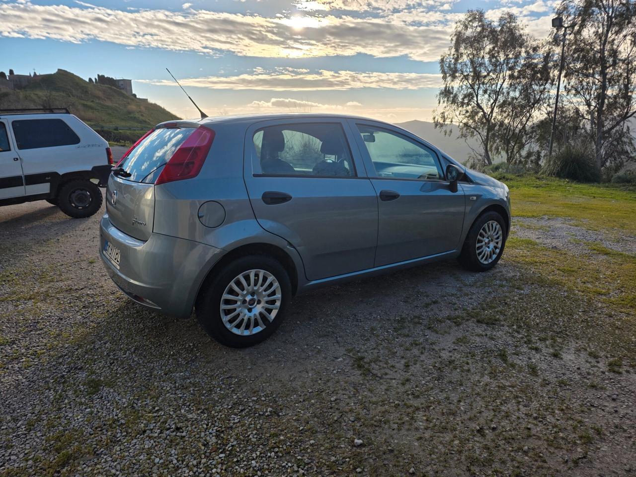Fiat Punto 1.3 MJT II 75 CV 5 porte Lounge