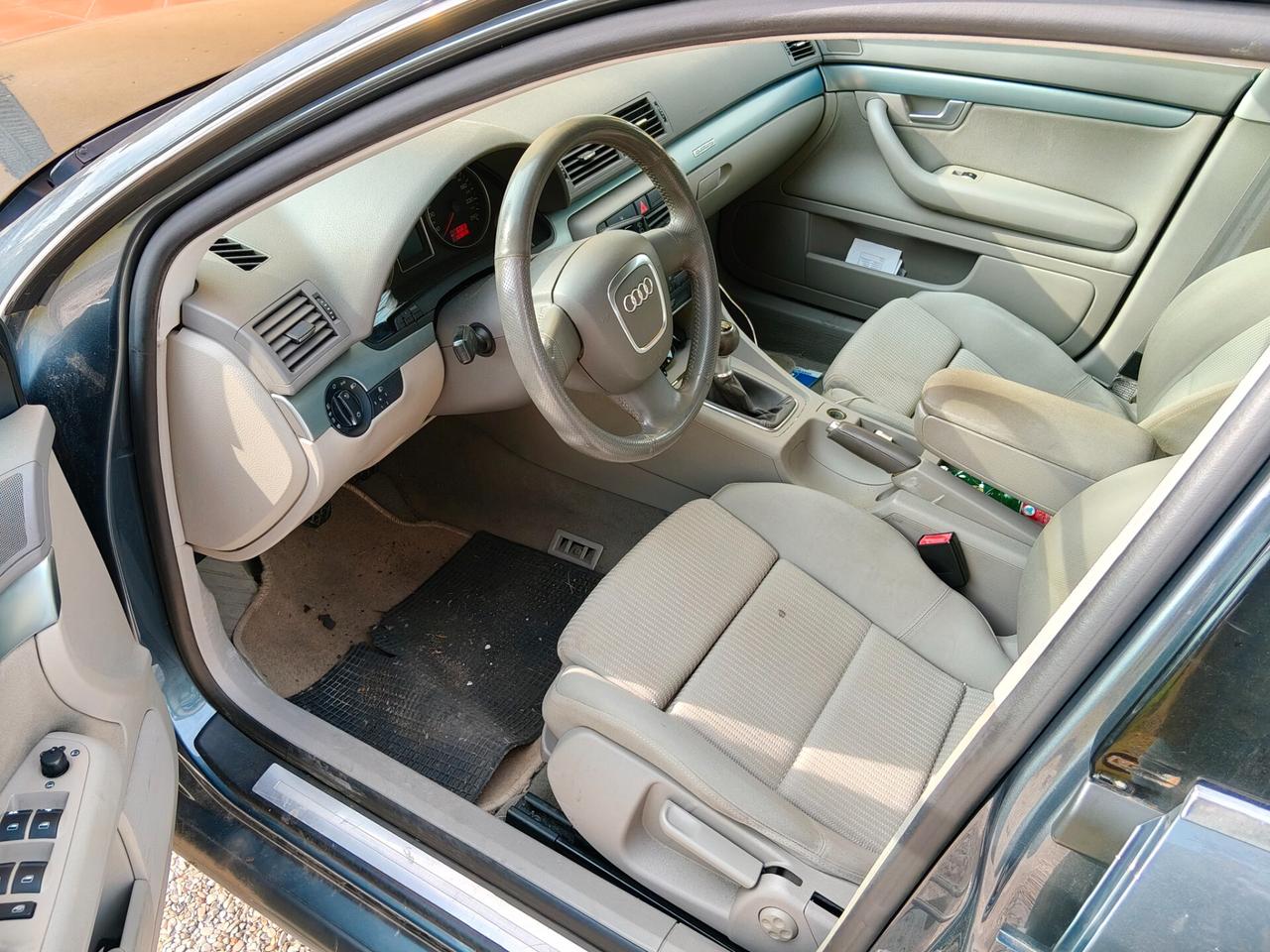 Audi A4 3.0 V6 TDI Avant quattro Top