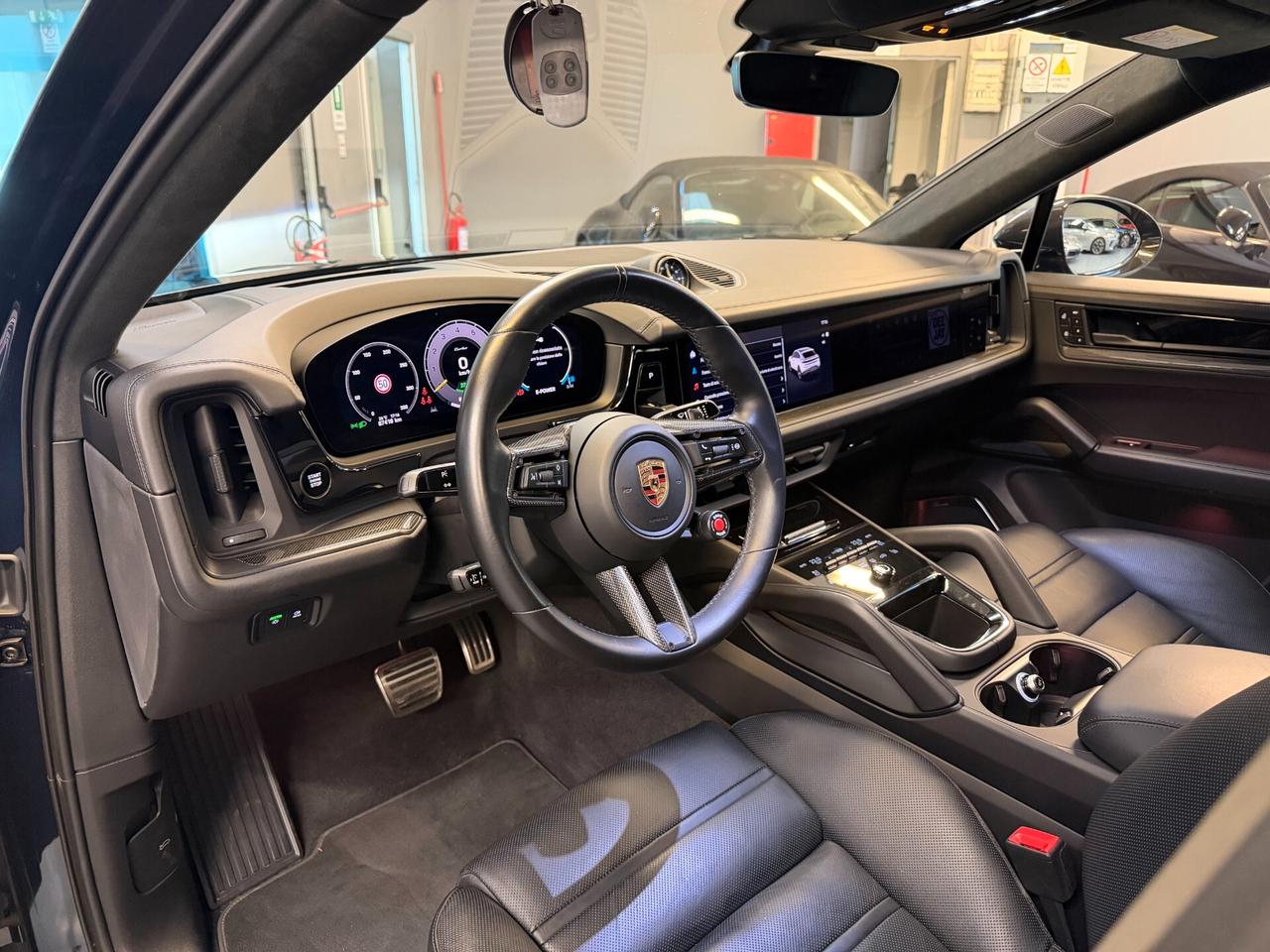 Porsche Cayenne Coupe 4.0 TURBO GT - E-HYBRID FULL CARBON