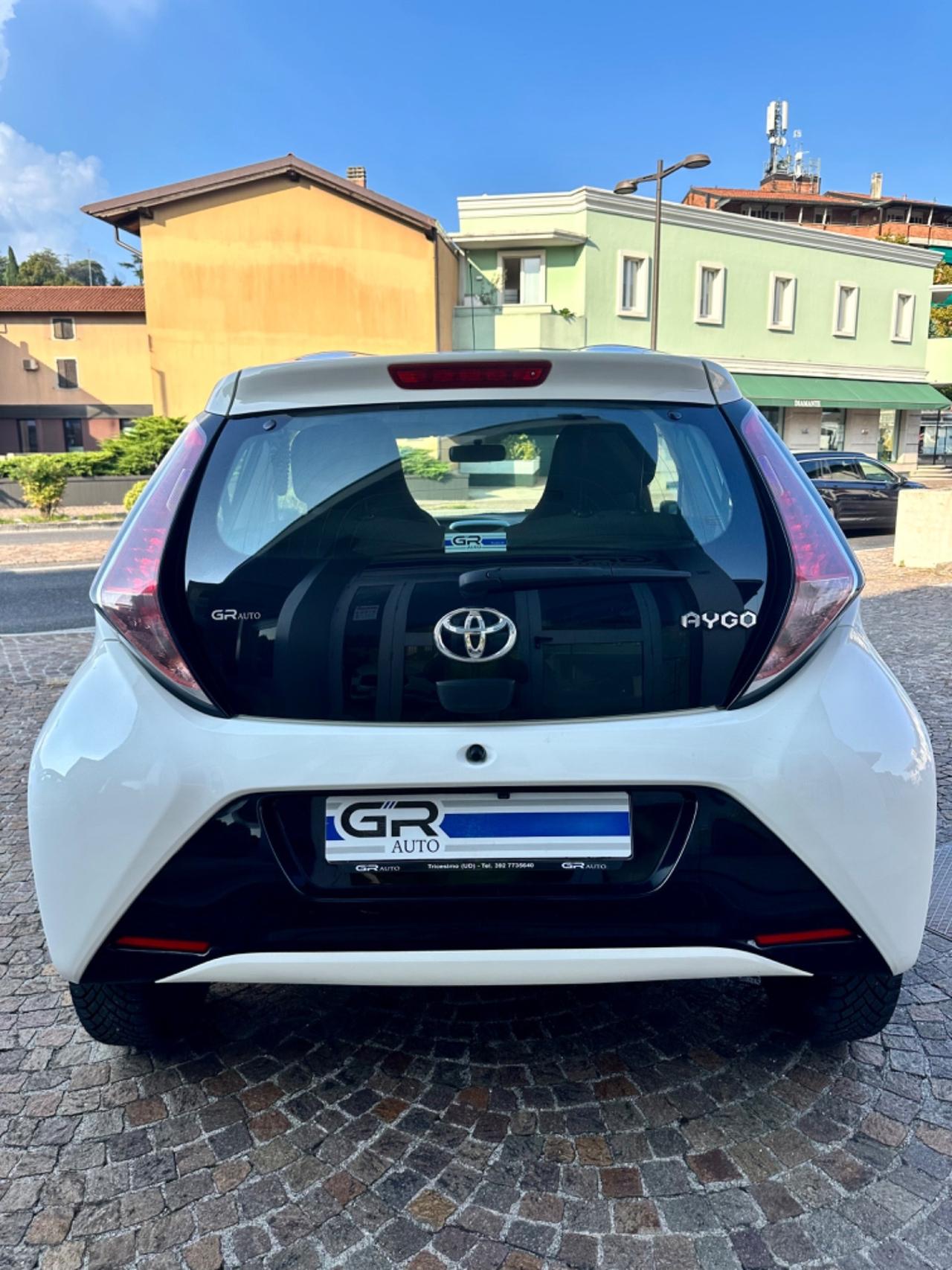 Toyota Aygo 1.0 12V VVT-i 68Cv - Neopatentati