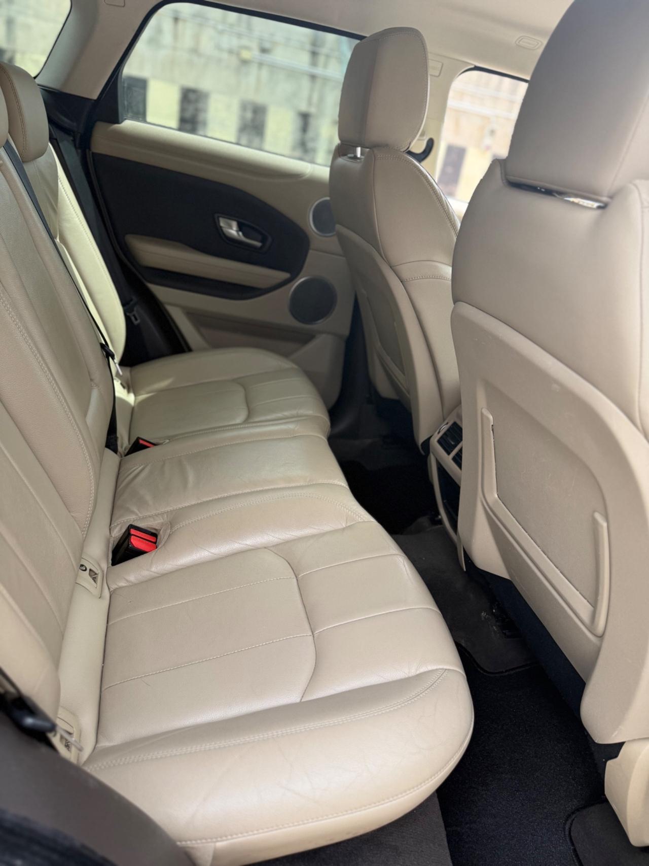 Land Rover Range Evoque 2.0 TD4 150 CV 5p. SE Dynamic