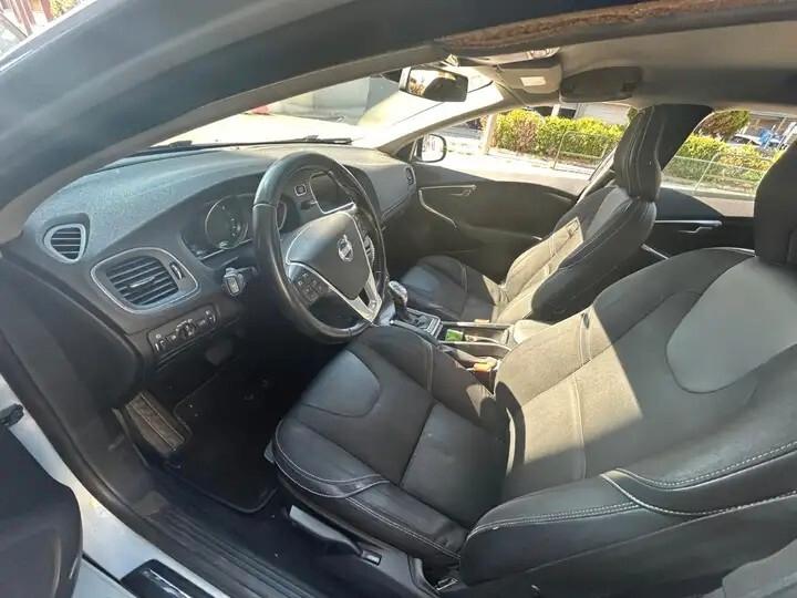 Volvo V40 D3 Geartronic Momentum