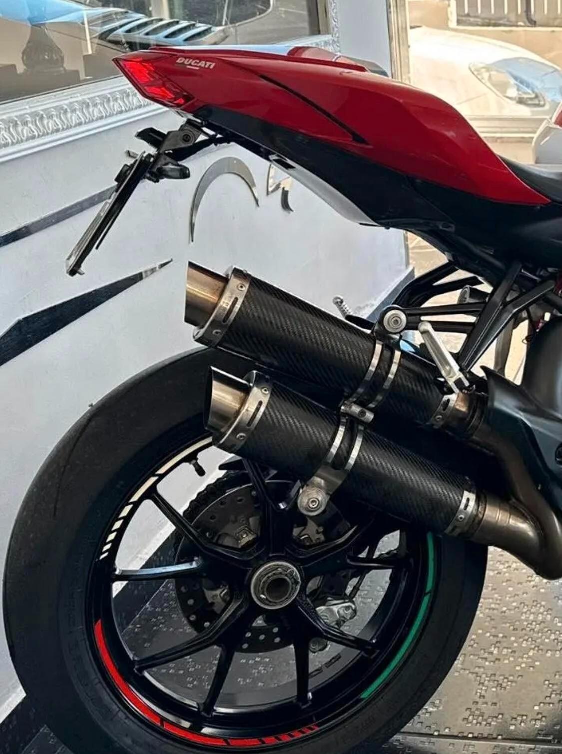 Ducati Streetfighter 848 ACCETTO PERMUTE 3336121884