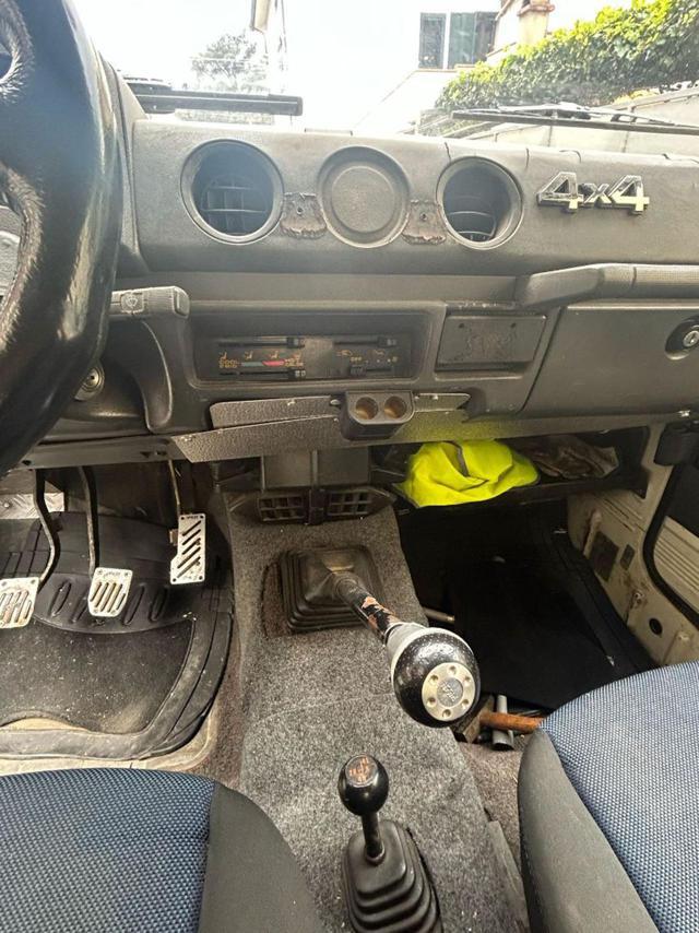 SUZUKI Samurai 1.0 Berlina