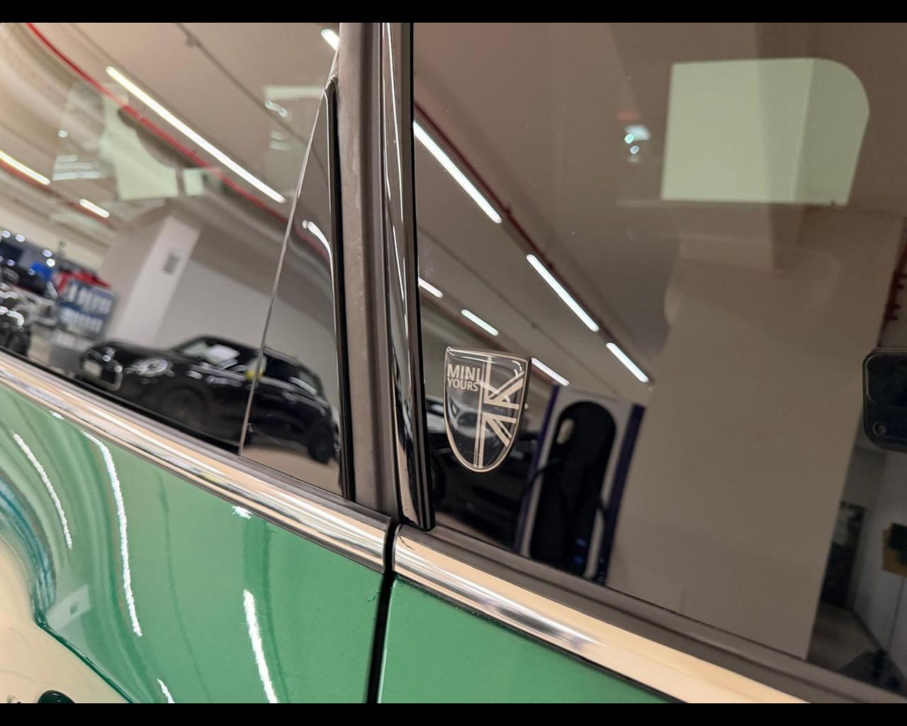 MINI Mini Countrym.(F60) - Mini 1.5 Cooper Yours Countryman