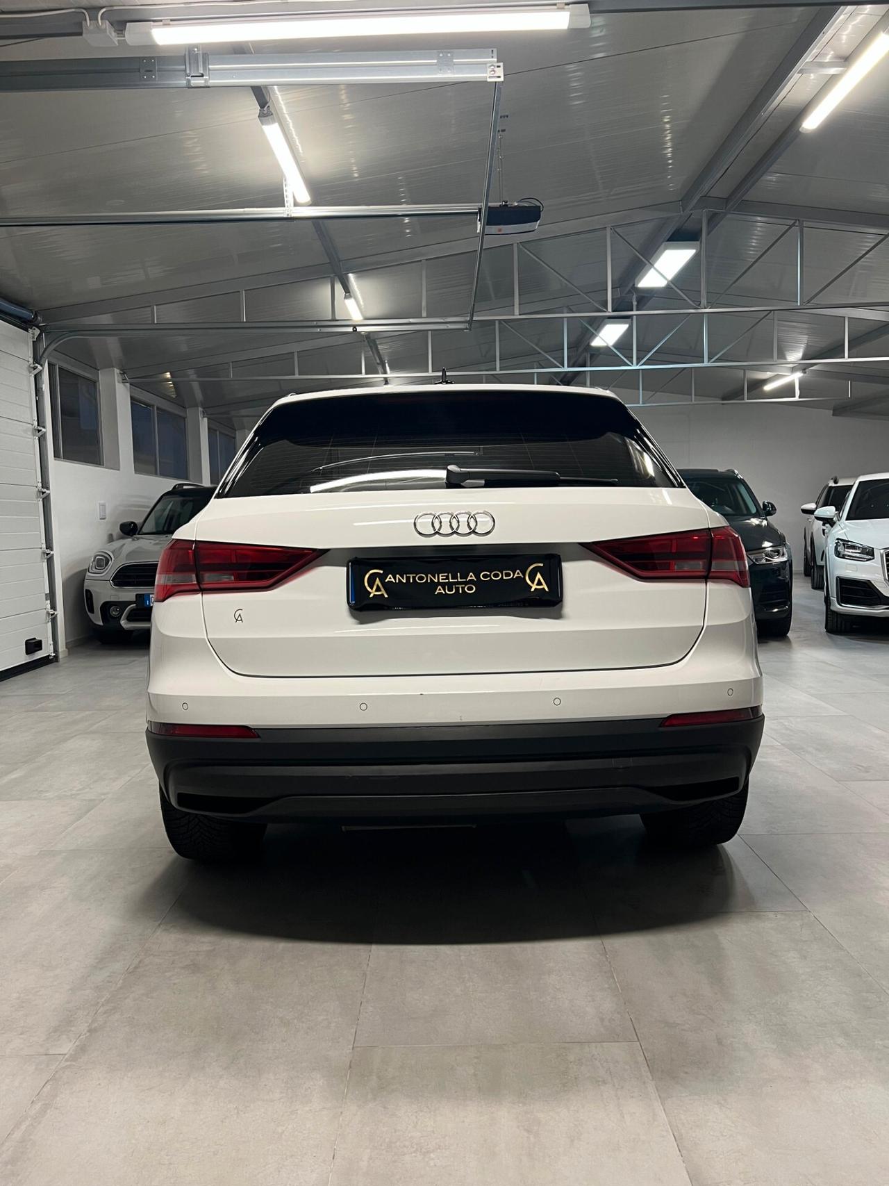 Audi Q3 35 TDI S tronic Business Advanced