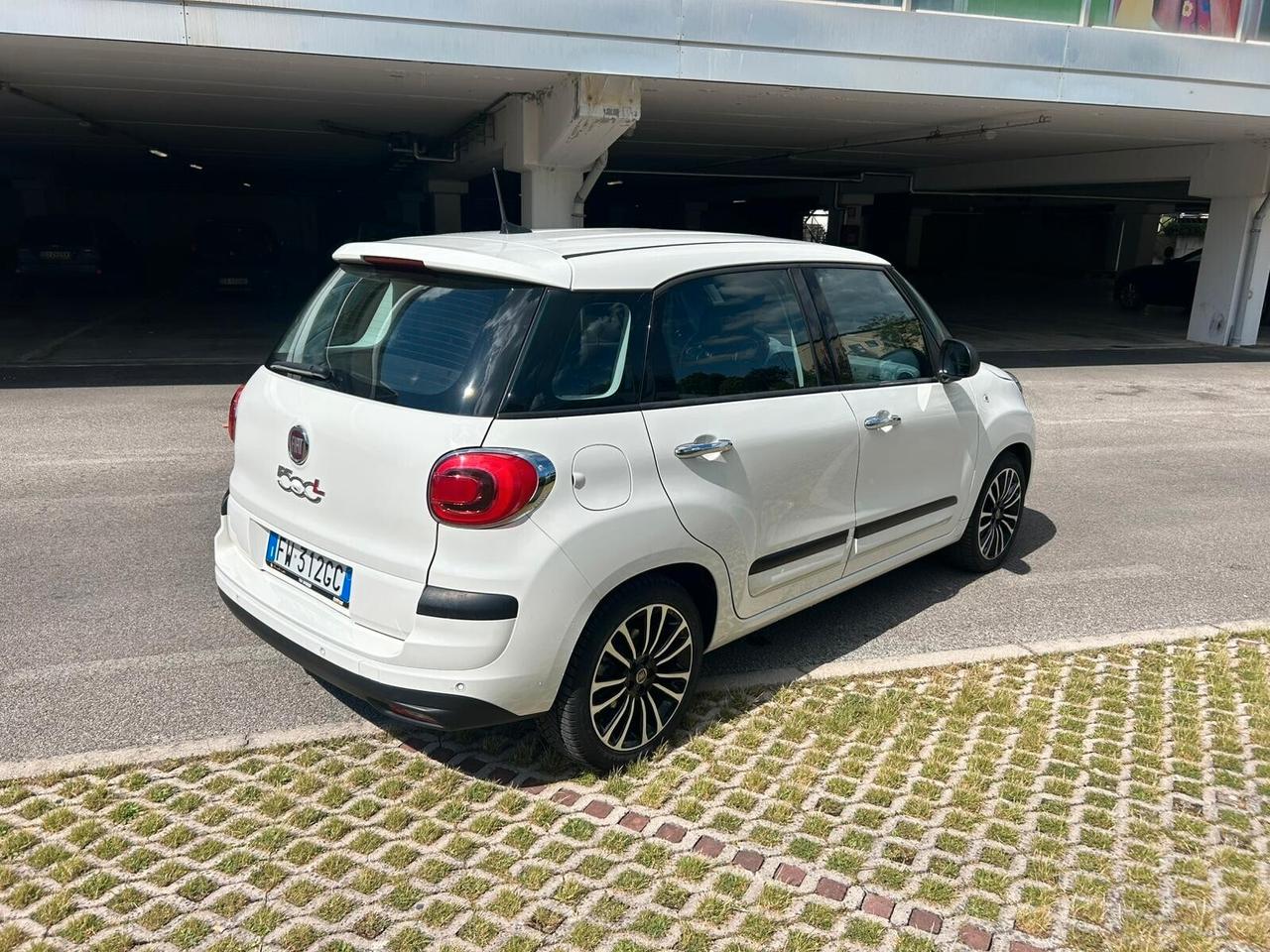 Fiat 500L 1.6 Multijet 120 CV Buss- N1