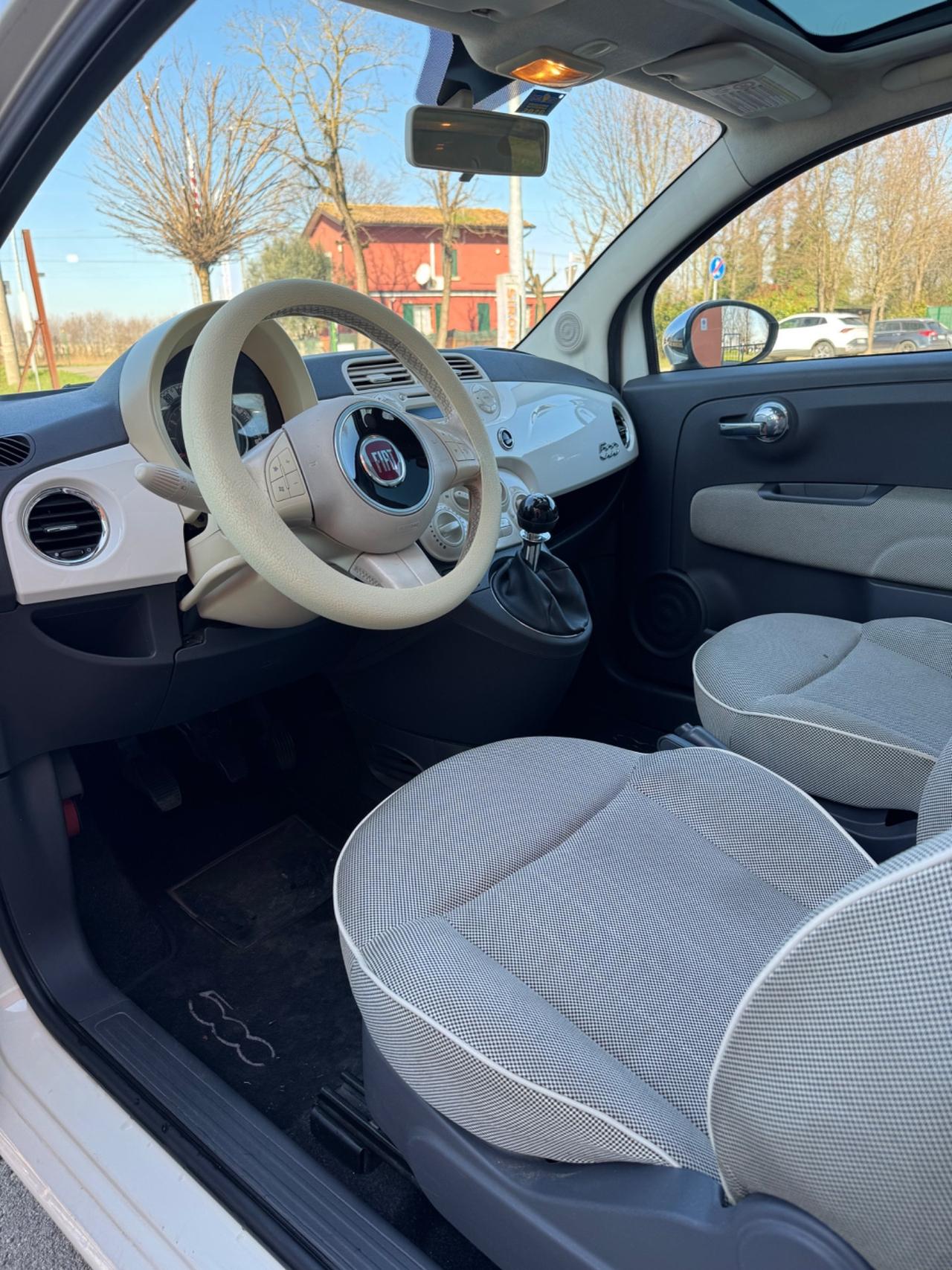 Fiat 500 1.2 benzina Lounge sì neopatentati