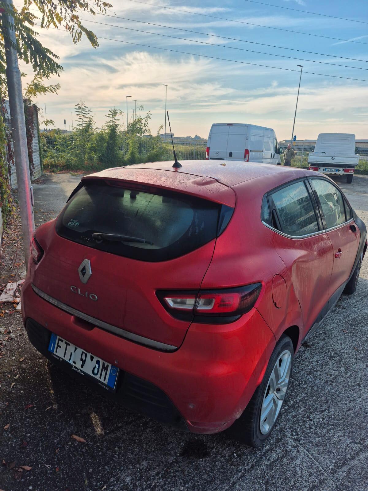 Renault Clio TCe 12V 90 CV GPL 5 porte Moschino Life - MOTORE NON FUNZIONANTE