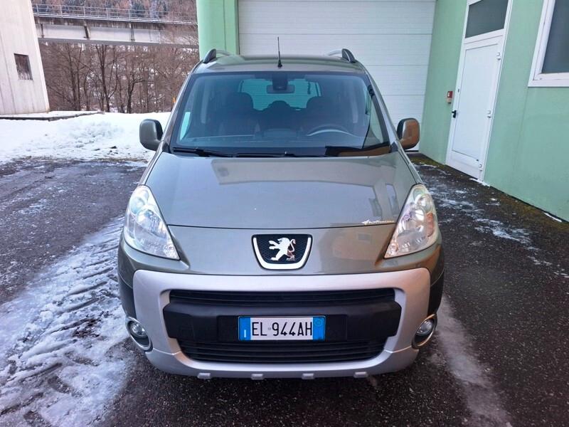 PEUGEOT Partner Tepee 1.6 HDi 92CV Outdoor