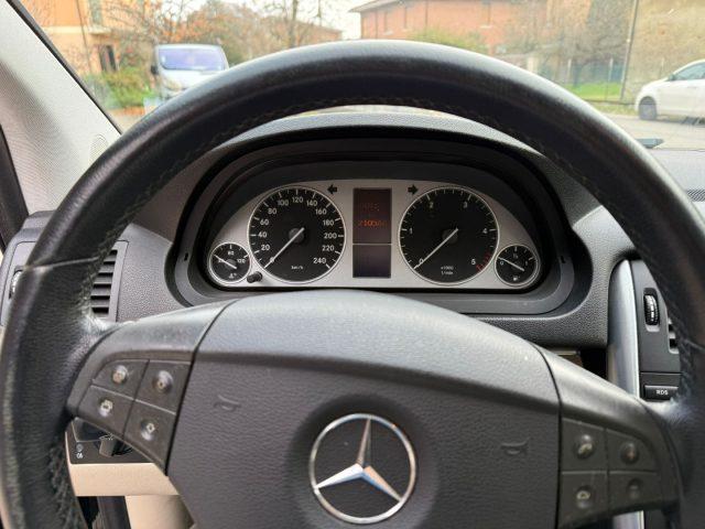 MERCEDES-BENZ B 180 CDI Premium