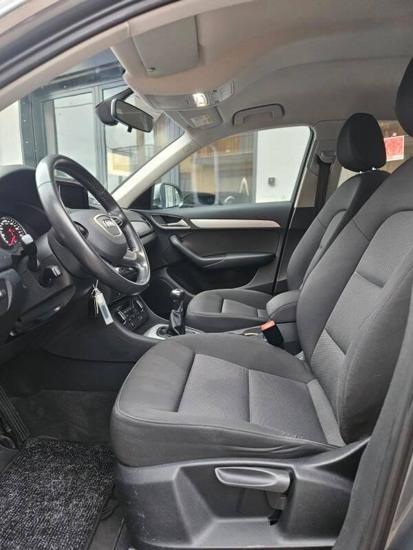 Audi Q3 2.0 tdi Sport 120cv