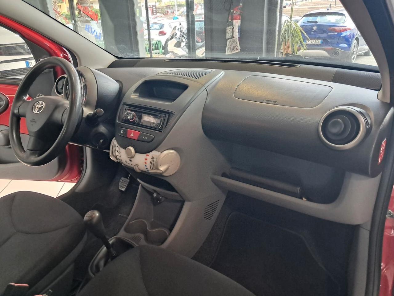 Toyota Aygo 1.0 12V 68 cv 5p. Now