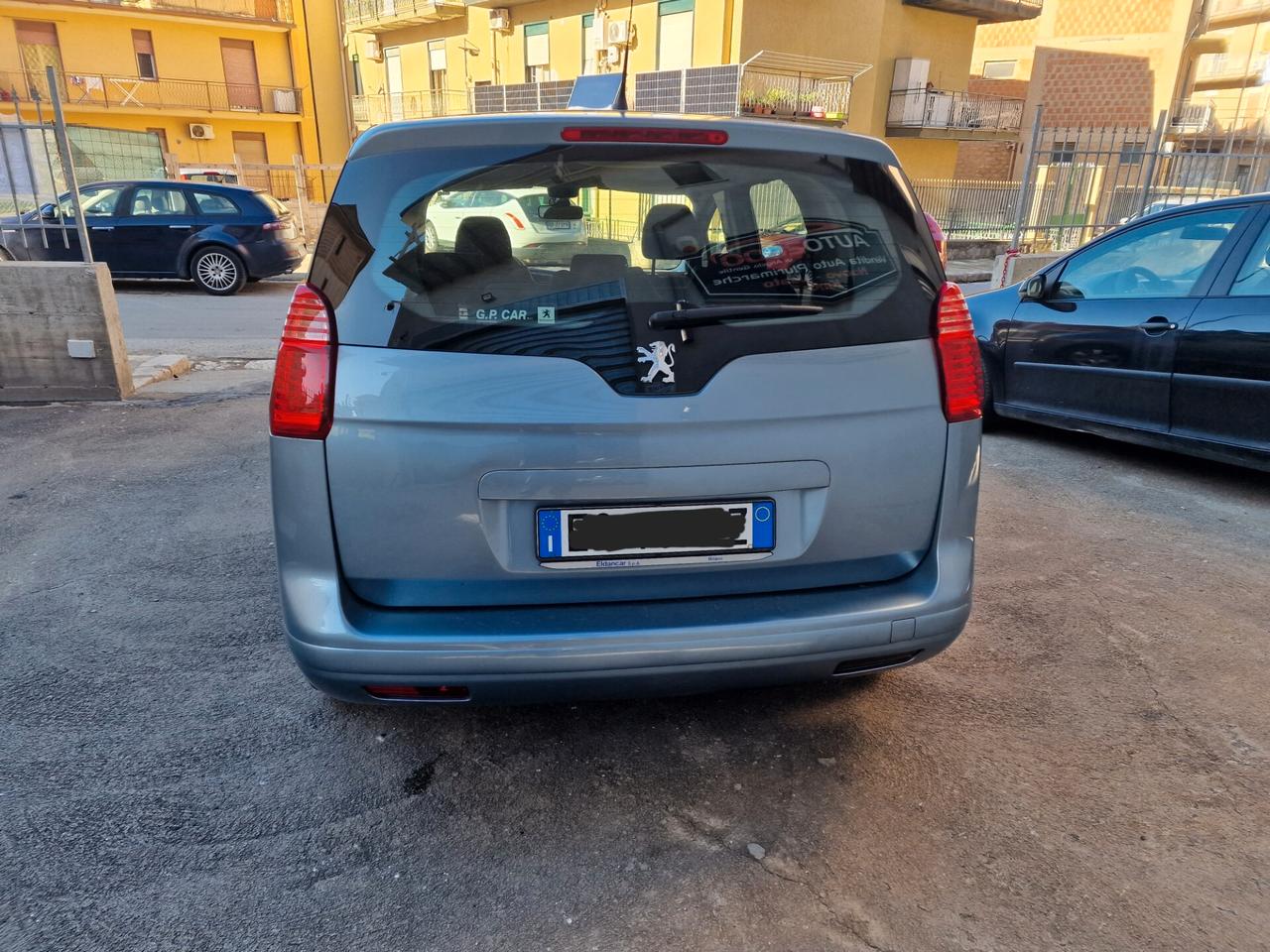 Peugeot 5008 2.0 HDi 150CV Tecno