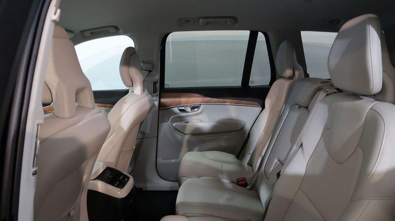 Volvo XC90 Plug-In Hybrid T8 AWD Plug-in 7p R. Inscr. Expr.