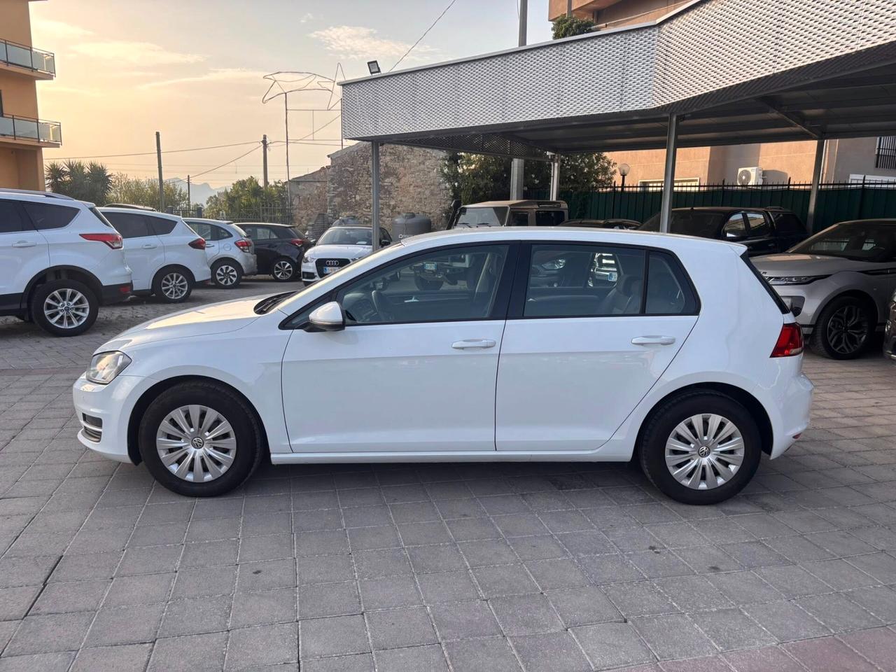 VOLKSWAGEN GOLF 7