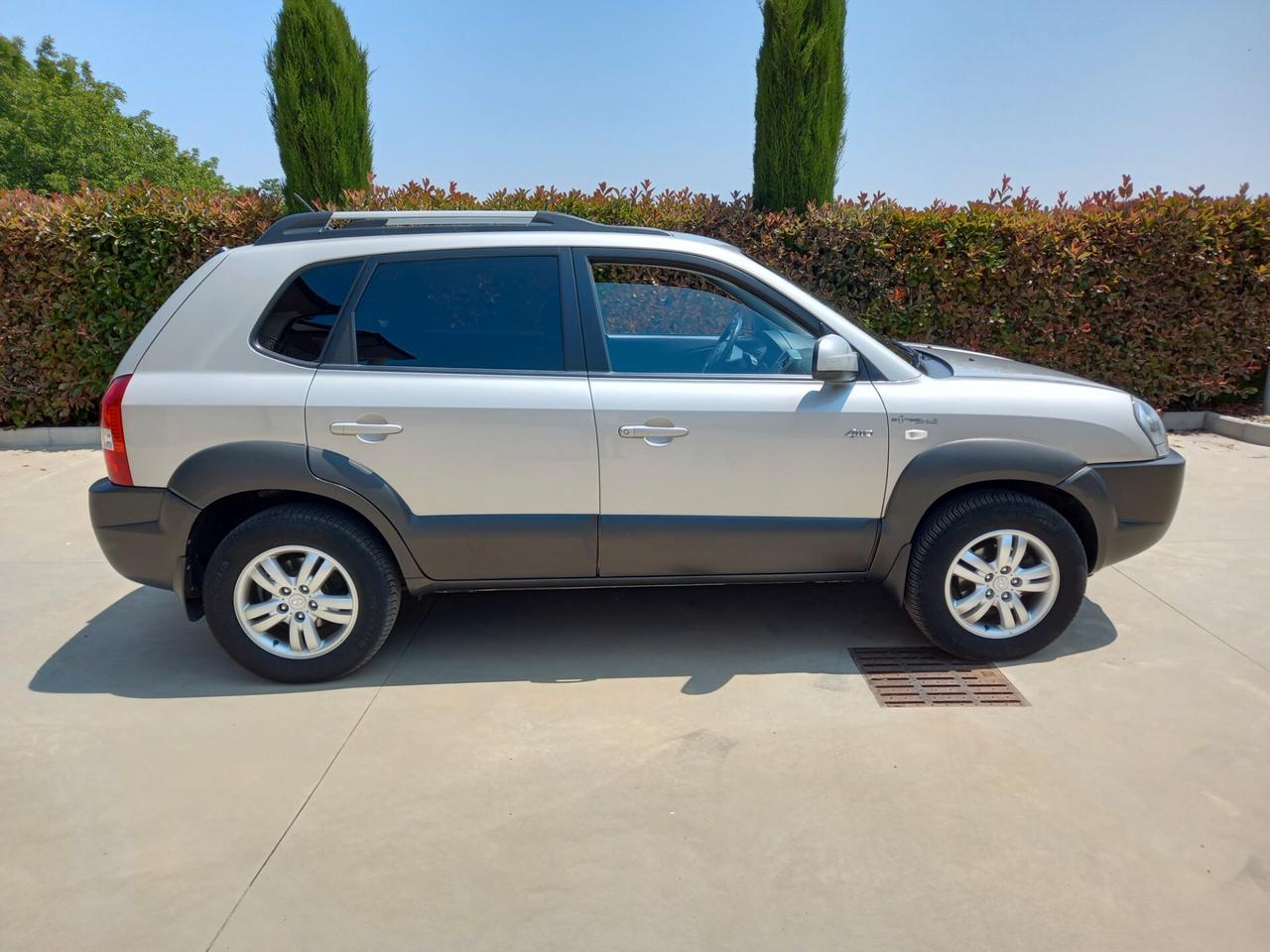 Hyundai Tucson 2.0 CRD 4x4 Dynamic solo 70000 km!!!