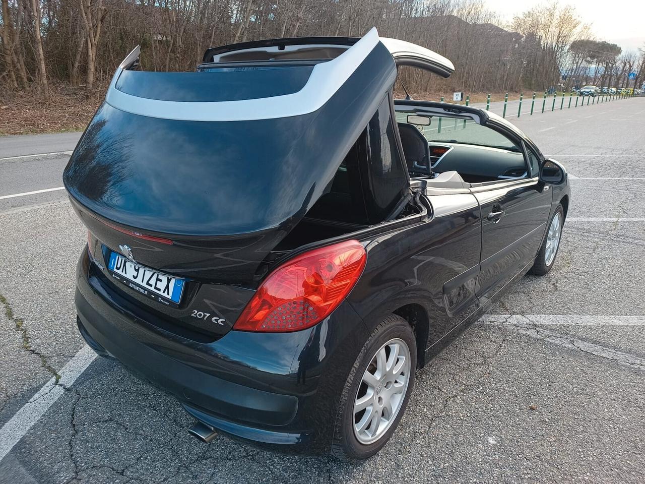 Peugeot 207 CC CambioAut.61900Km