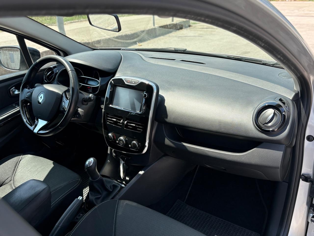 Renault Clio SPORTER 1.5 dCi 75CV LED/NAV/SENS
