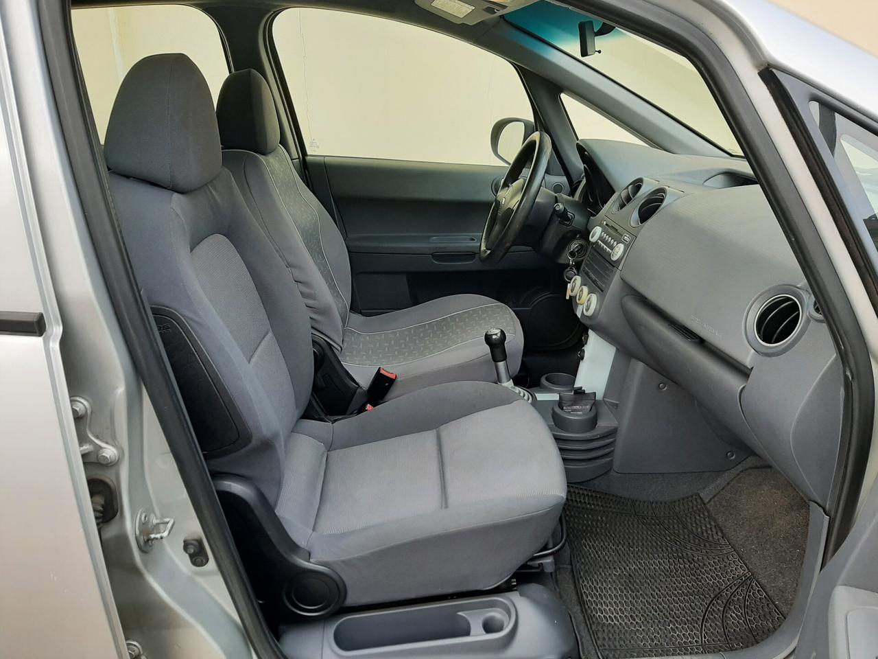 Mitsubishi Colt 1.3 16V 5p. Invite GPL