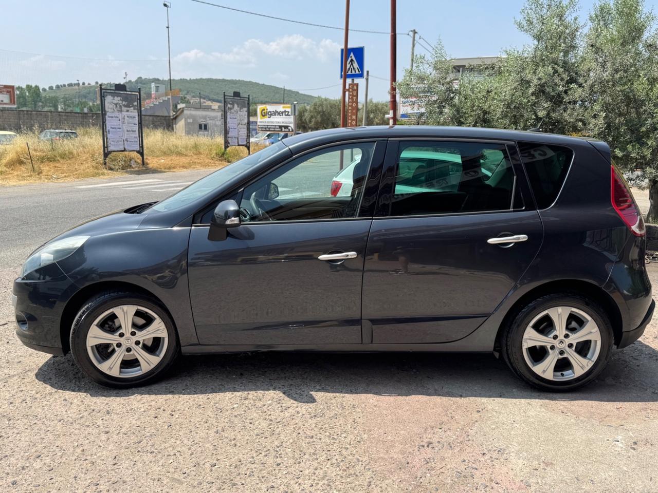 Renault Scenic Scénic X-Mod 1.5 dCi 110CV Dynamique