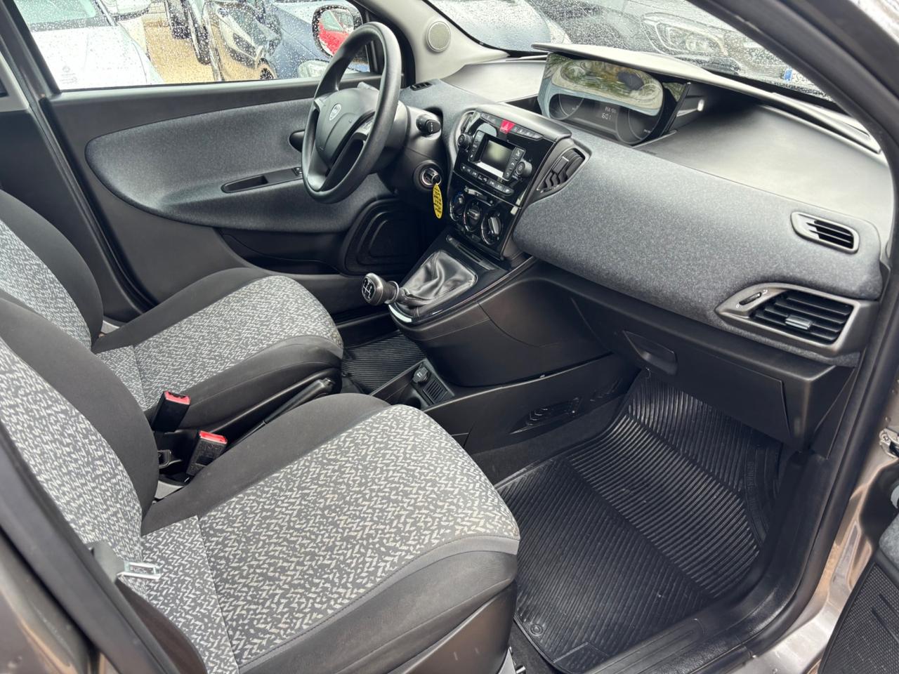 LANCIA YPSILON 1.2 GPL ECOCHIC GOLD NUOVISSIMA