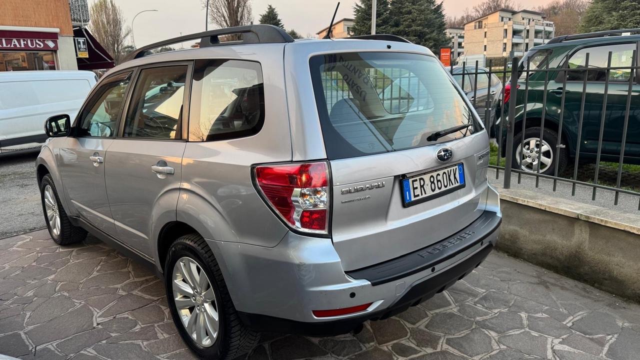 Subaru Forester 2.0i-L BI-Fuel Exclusive