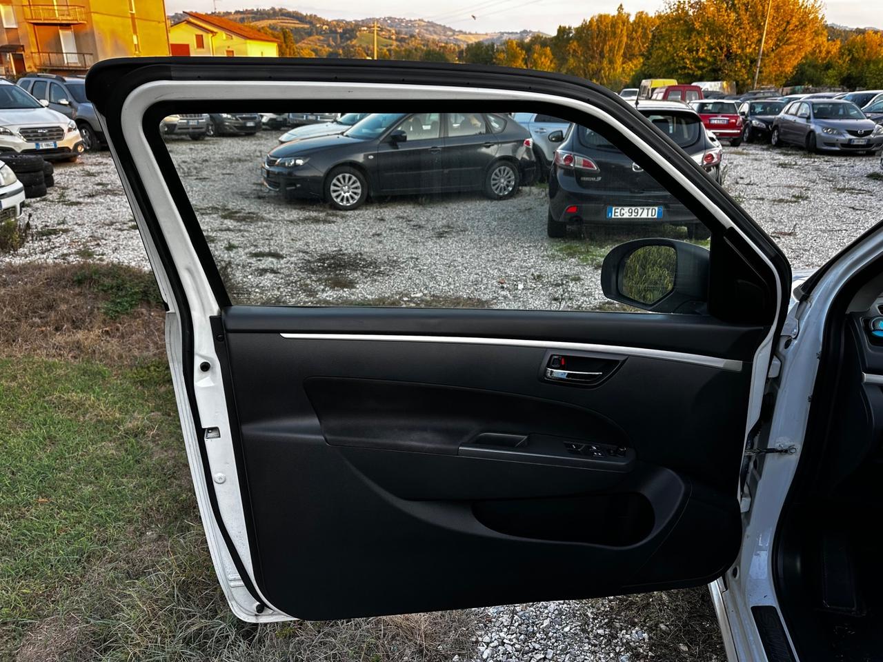 Suzuki Swift 1.6 VVT 3 porte Sport