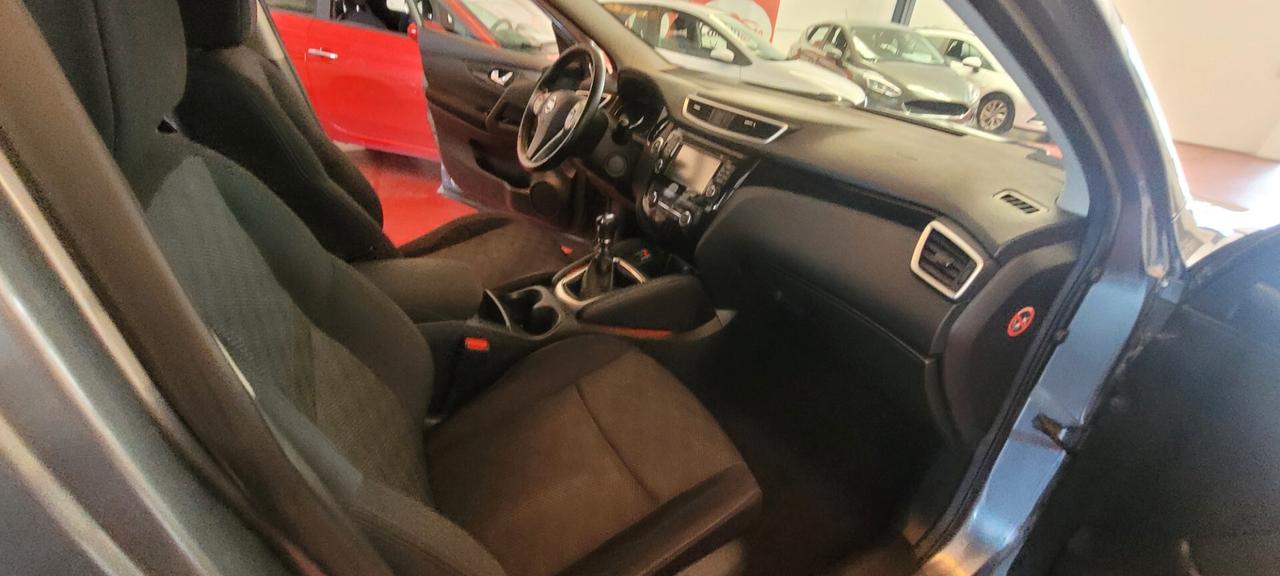 Nissan Qashqai 1.5 dCi N-Connecta